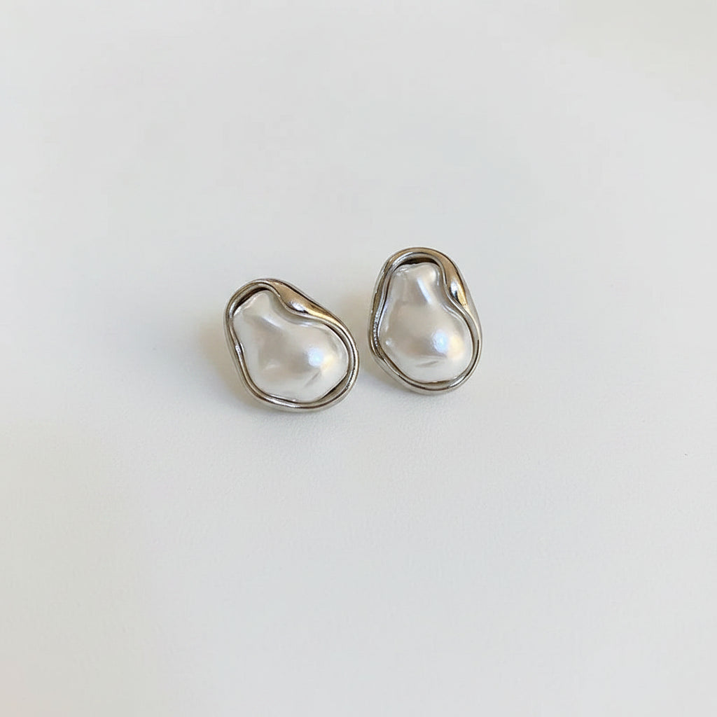 Nacre Pearl Studs