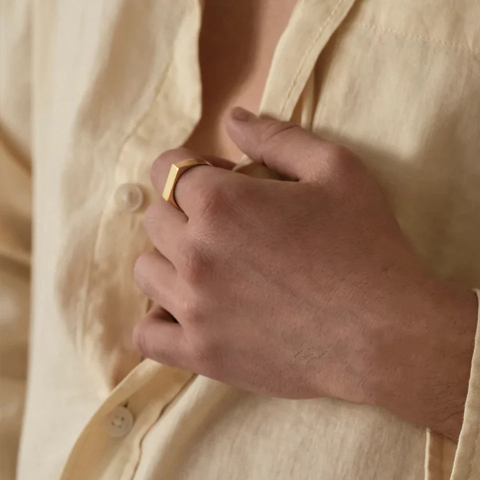 Classic Signet Ring