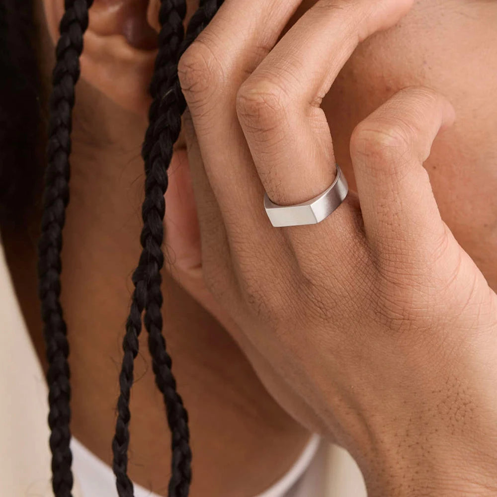 Classic Signet Ring