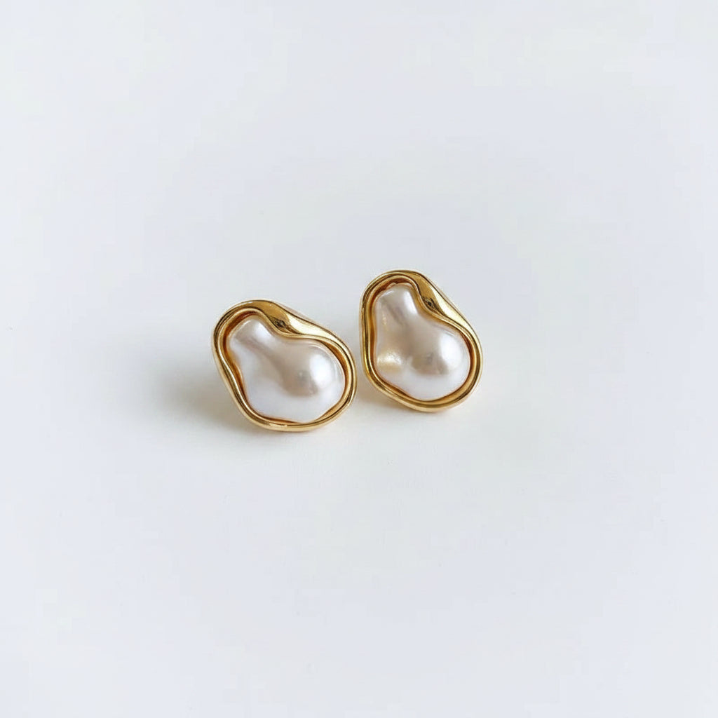 Nacre Pearl Studs